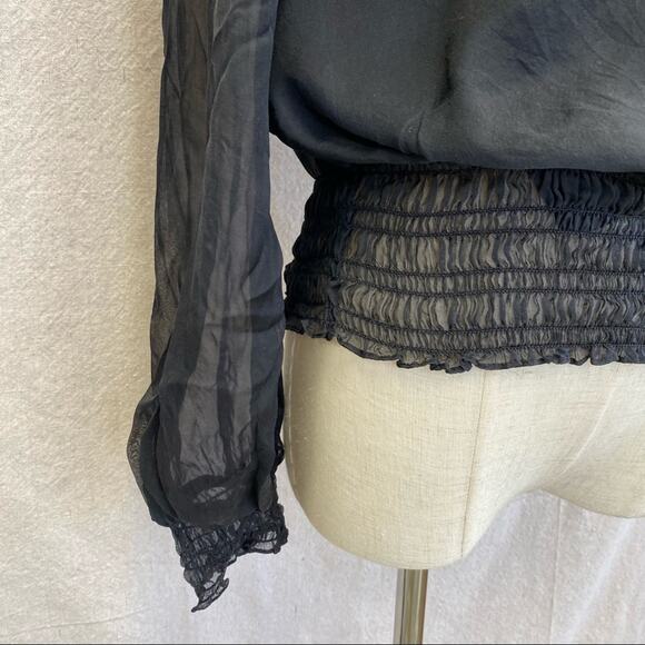 Halston Heritage black silk surplice peasant top with smocked band/cuffs size 0 - Picture 7 of 14